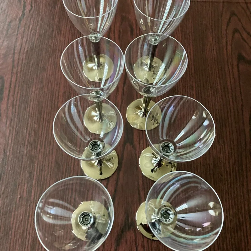 Lot of Party Supplies-Disposable Wine Glasses and Victoria Secret Gift B…